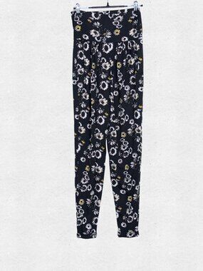 Mudd Daisy Print Slouchy Black Harem Pants XS Floral Cottage Comfy